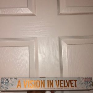 Bare Minerals A Vision in Velvet Eyeshadow Set